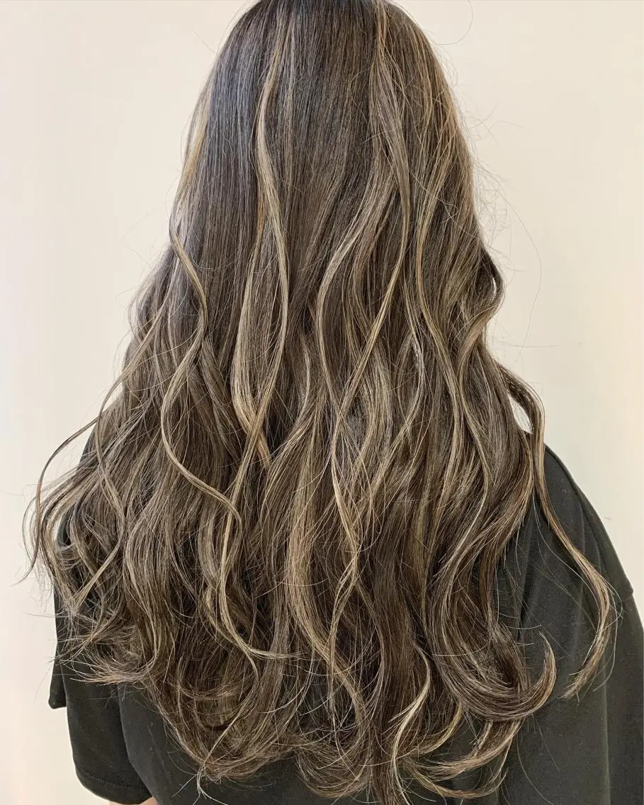 ロング カラー ヘアアレンジ 【公式】amble luxe池袋東口🩷のヘアスタイル