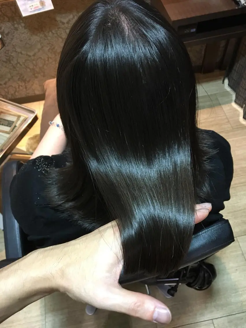 セミロング カット トリートメント 冨田 義智のヘアスタイル