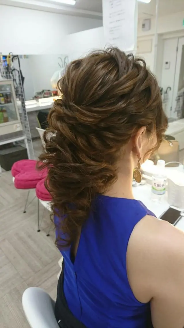 ヘアアレンジ ポニーテール ヘアセット 佐久間 歩のヘアスタイル
