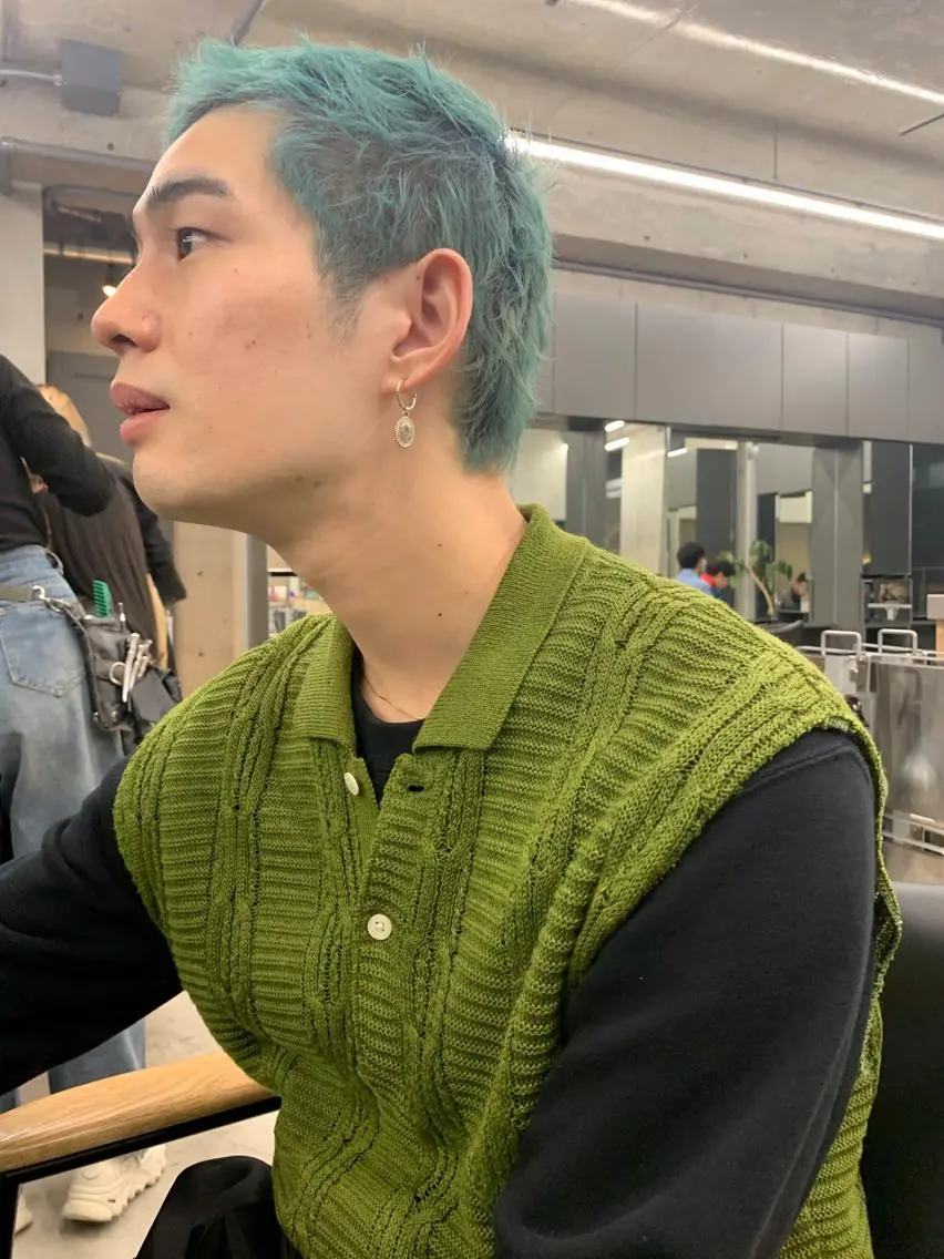 ショート カラー ブルーカラー ハイトーンカラー カット 縮毛矯正 sakoda shunkiのヘアスタイル