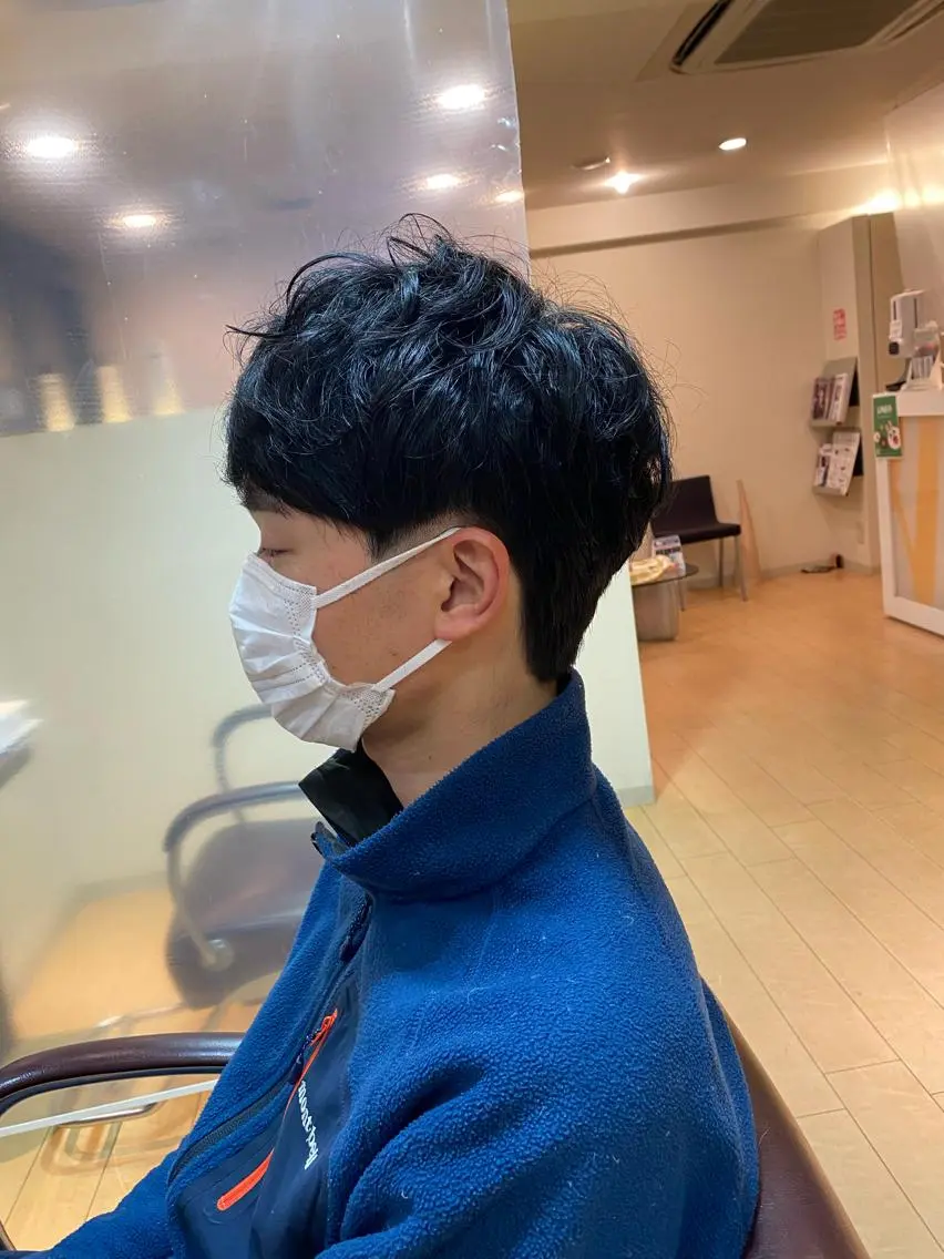 パーマ メンズ メンズパーマ 刈り上げ 安藤 慎悟のヘアスタイル