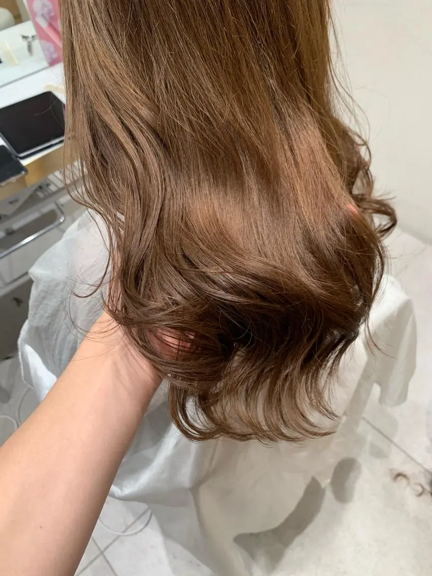 ロング カラー ベージュカラー オレンジ オレンジベージュ レイヤー専門家 ダブルカラー修のヘアスタイル