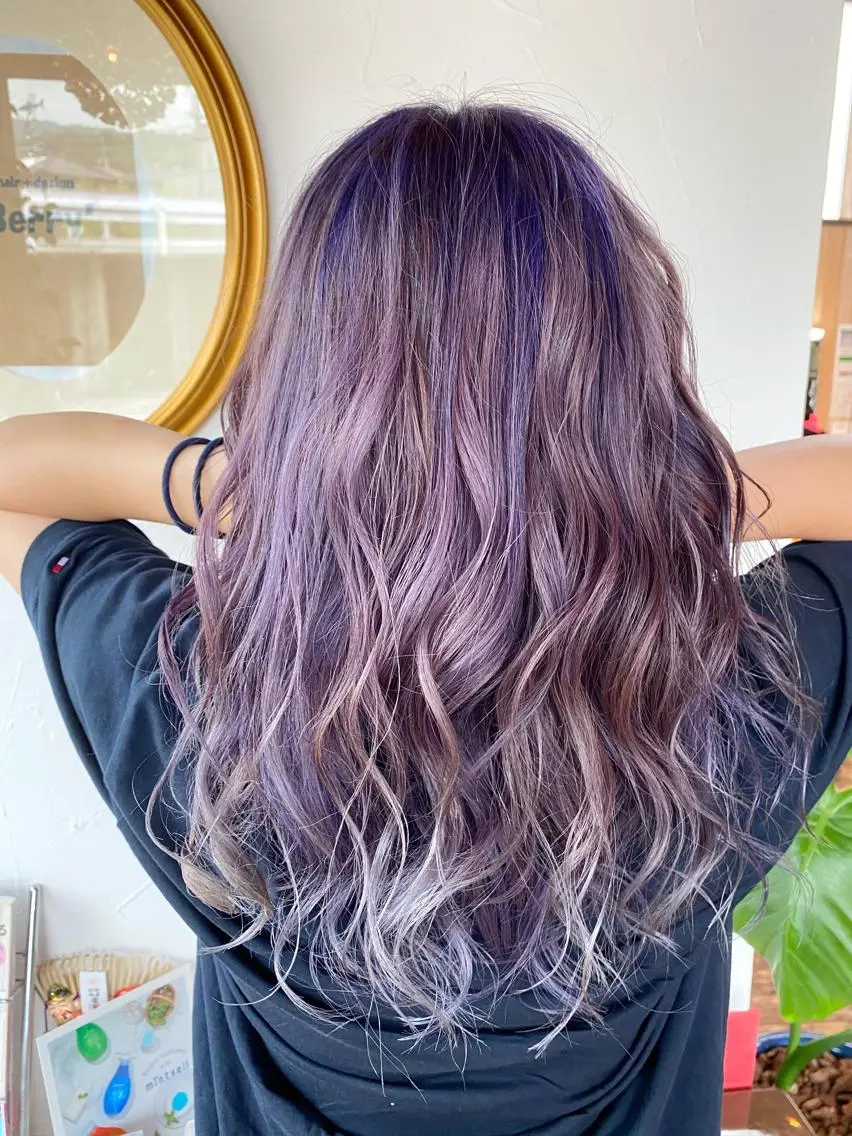 ロング カラー ラベンダーカラー Berry Berryのヘアスタイル