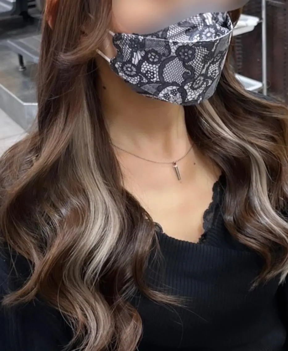 ロング 🫧艶髪カラー🫧 森本くるみのヘアスタイル