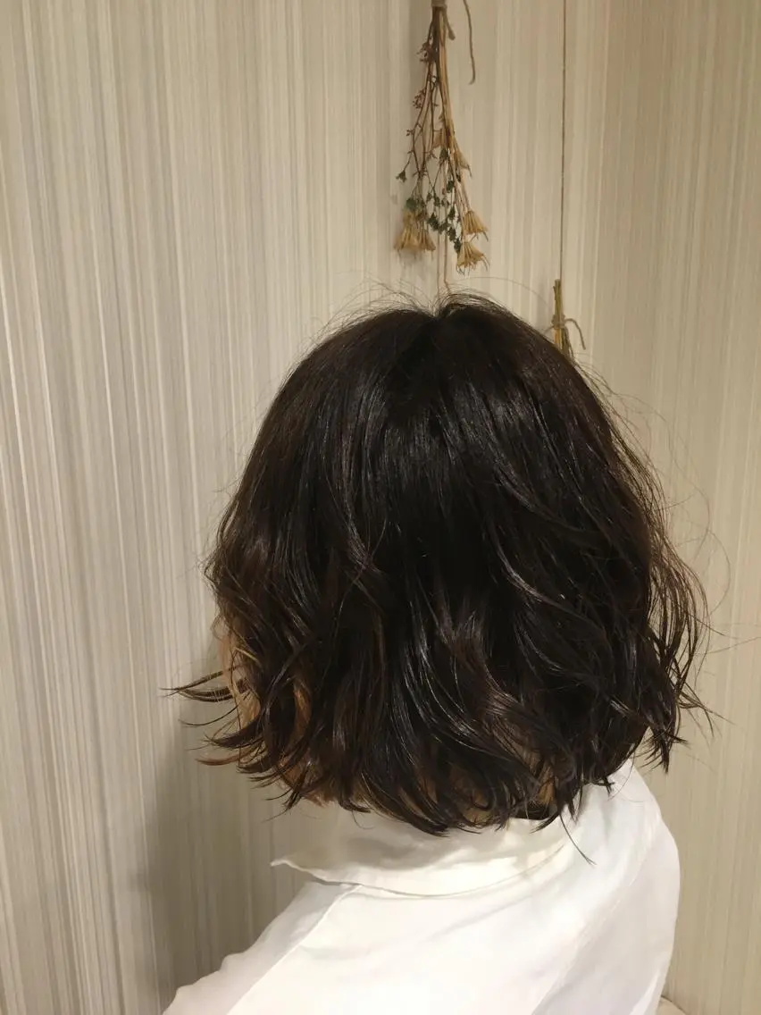 ミディアム カラー グレージュ インナーカラー ボブ ハイトーン/ブリーチ 山崎 悠次のヘアスタイル