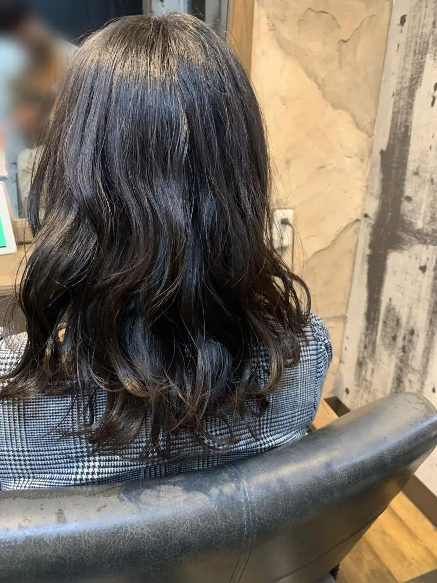 セミロング repose日本橋 室町のヘアスタイル