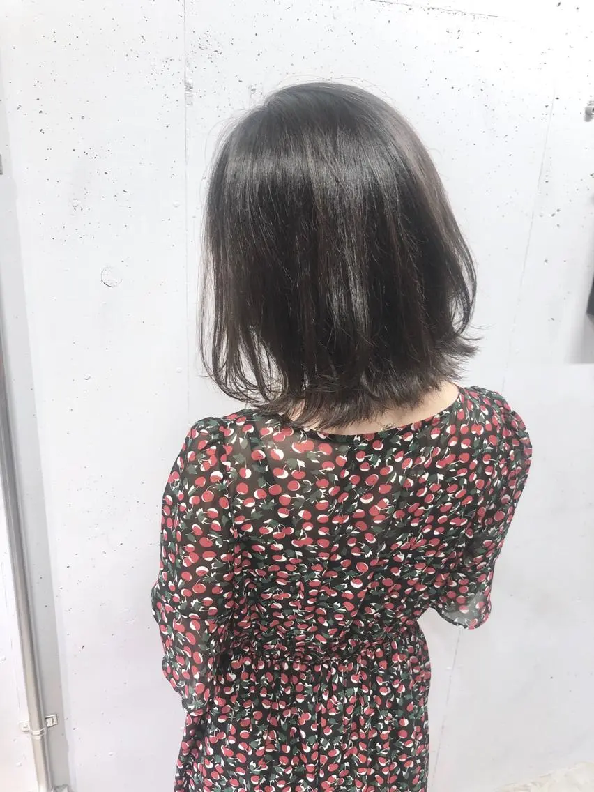 ミディアム くびれヘア レイヤーカット 外ハネヘア lok[ロク] 高田馬場のヘアスタイル