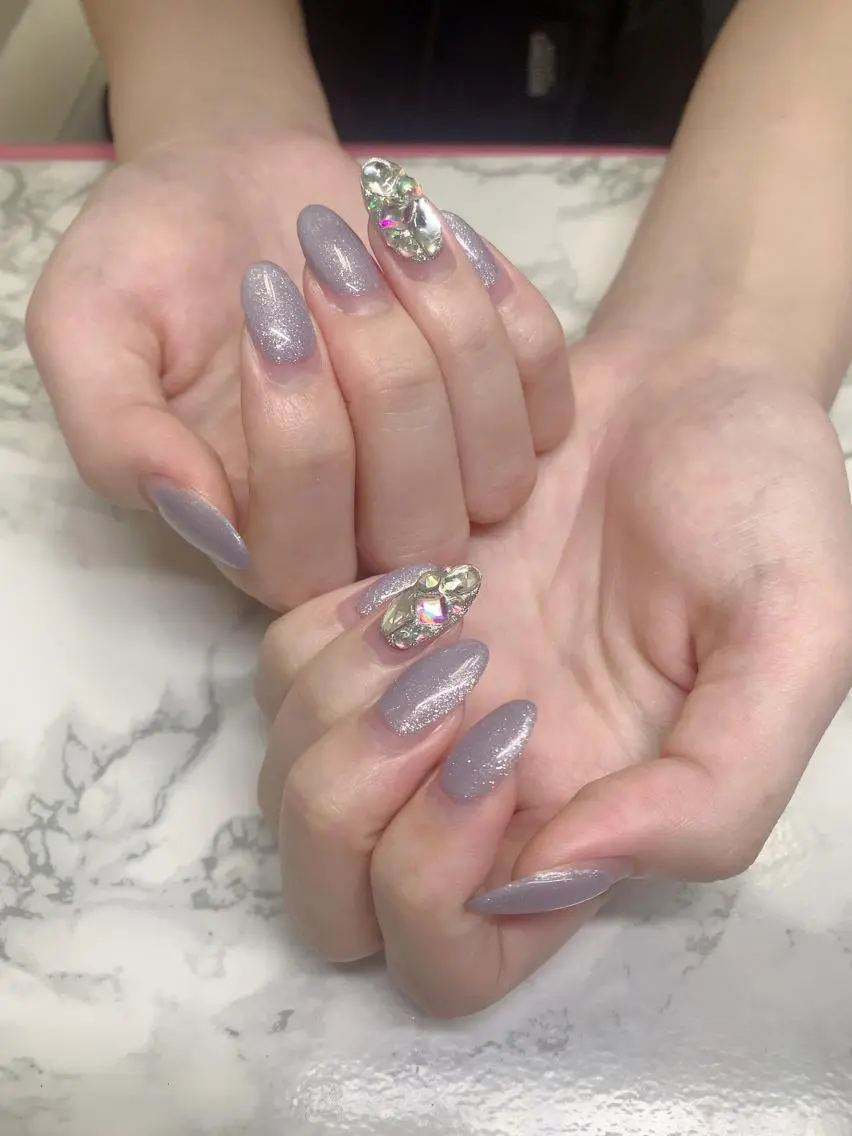 ネイル はな💎ネイル ワンホン、長さ出しのネイルデザイン