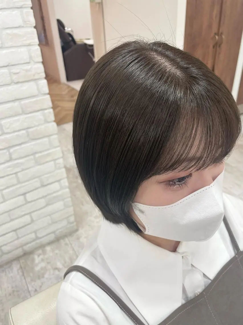 ショート カラー ベージュカラー オリーブベージュ ダブルカラー/ レイヤー🍒齋藤 澪のヘアスタイル