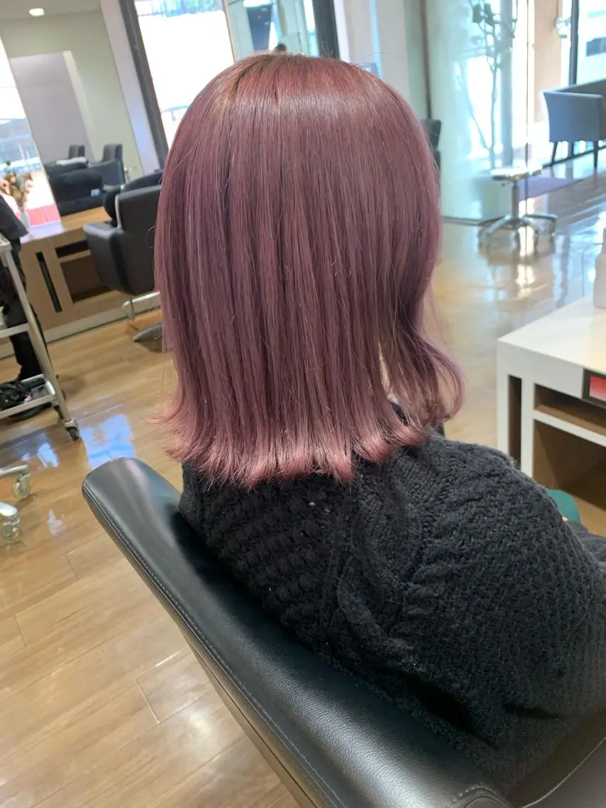 ミディアム カラー ブリーチ 薄田 珠美のヘアスタイル