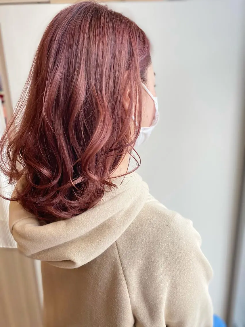セミロング カット ヘアカラー 小川  愛のヘアスタイル