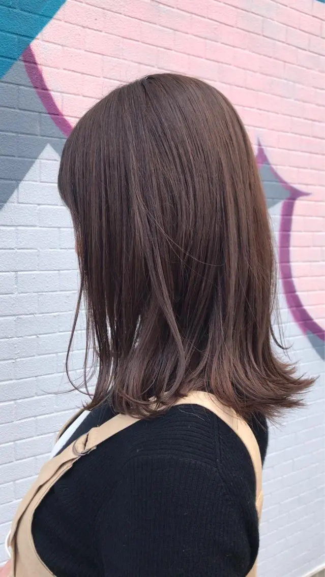 ミディアム カラー ブラウンカラー 透明感カラー モカブラウン ヘアカラー トリートメント 岡崎 浩大のヘアスタイル