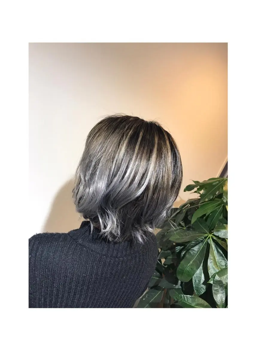 ショート カラー ヘアカラー トリートメント shi hoのヘアスタイル