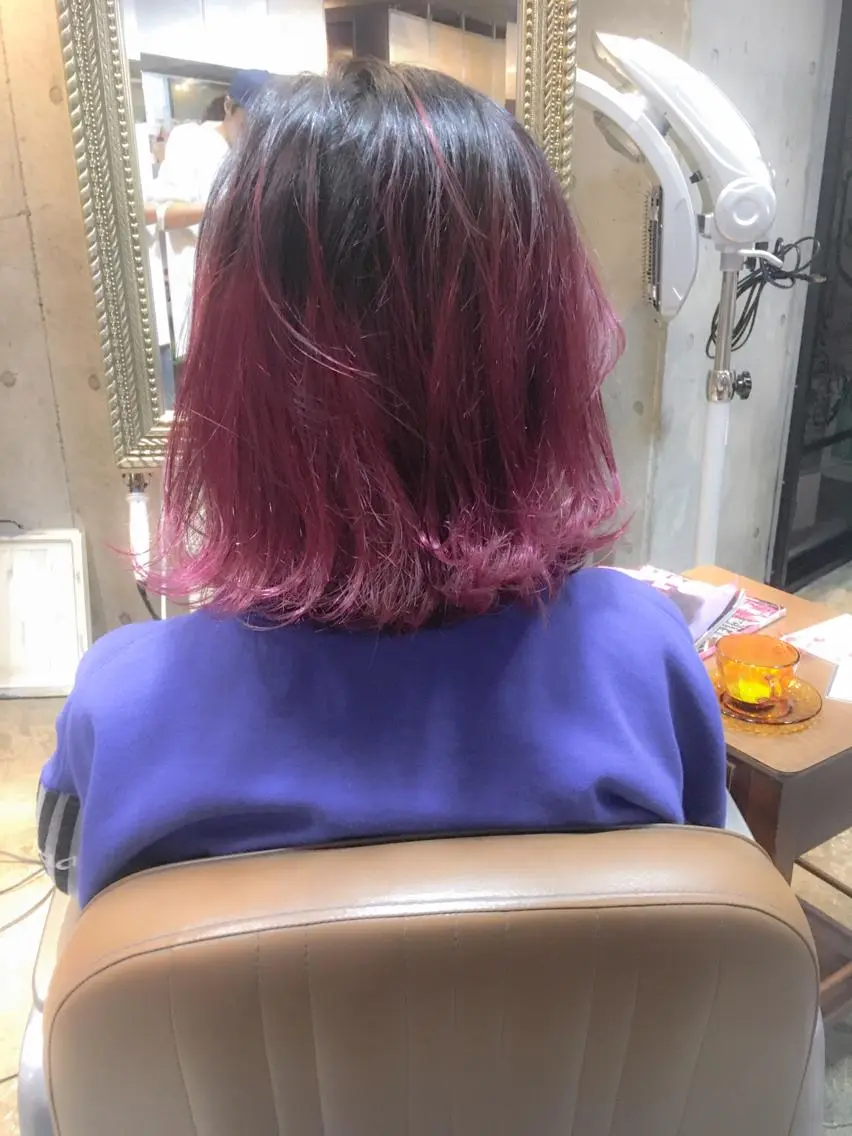 ミディアム カラー グラデーションカラー ピンクカラー バイオレットカラー 北條 優輝のヘアスタイル