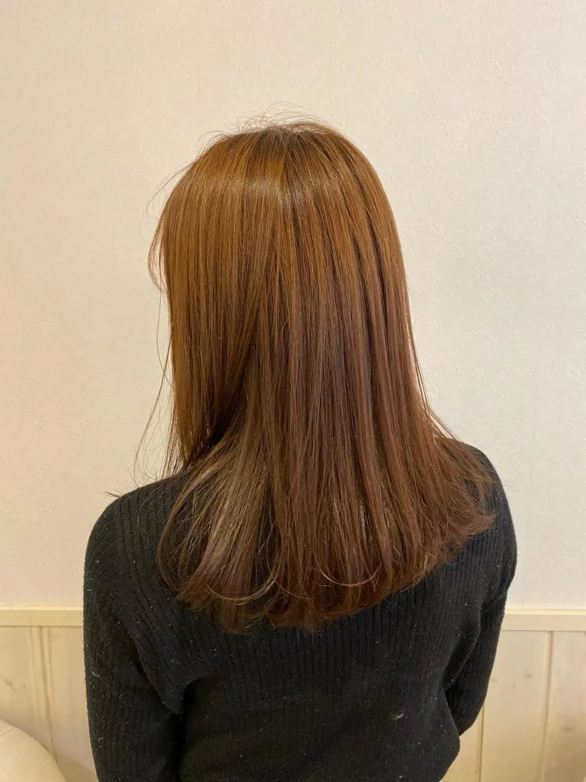 セミロング カラー カット ヘアカラー トリートメント 宮内 真乃のヘアスタイル