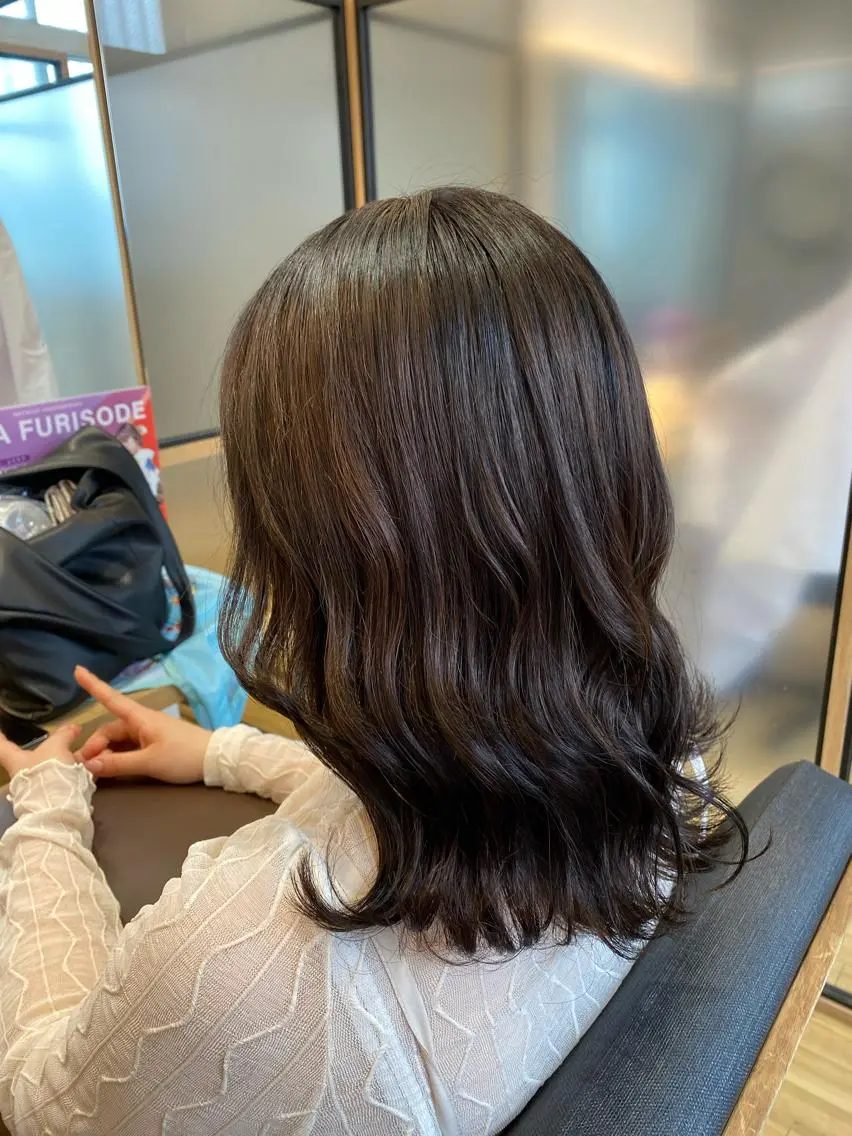 ミディアム ヘアカラー ついざき はるかのヘアスタイル