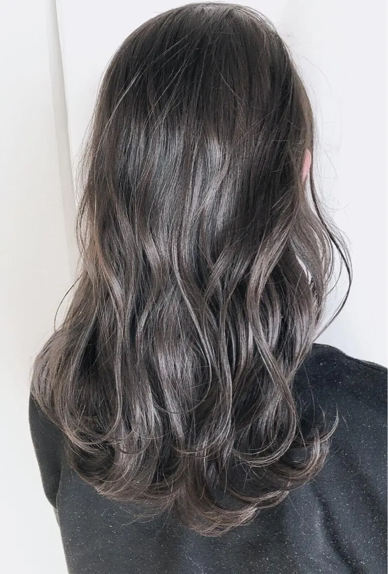 セミロング カラー パーマ ヘアアレンジ ネイル マツエク・マツパ アッシュ アッシュグレー アッシュグレージュ バレイヤージュ グラデーションカラー ヘアカラー トリートメント バレイヤージュ 藤沢 髪質改善 竹内ケンゴのヘアスタイル