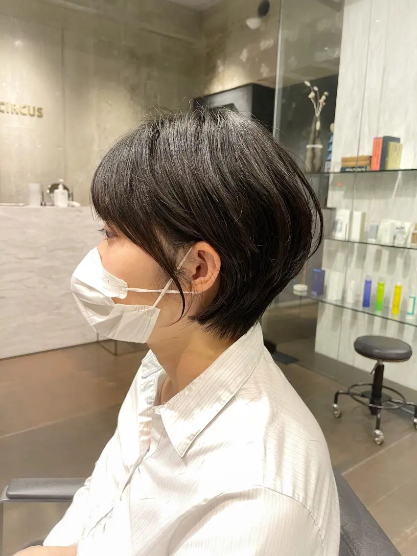 ショート ボブ ショートヘア レイヤー特化/小顔顔 周り/セノ/表参道のヘアスタイル
