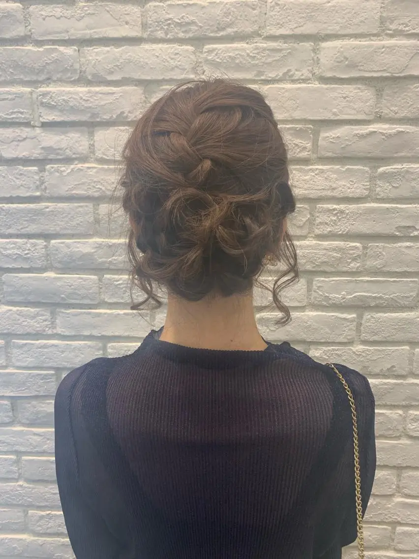 セミロング ヘアアレンジ ヘアセット ミドウチ アヤカのヘアスタイル