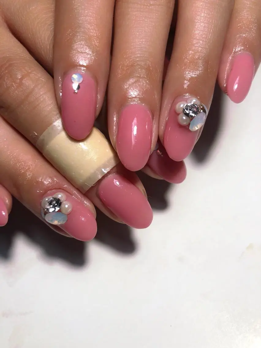ネイル ワンカラーネイル ピンク ストーンネイル ハンドネイル Nail salon Museのネイルデザイン