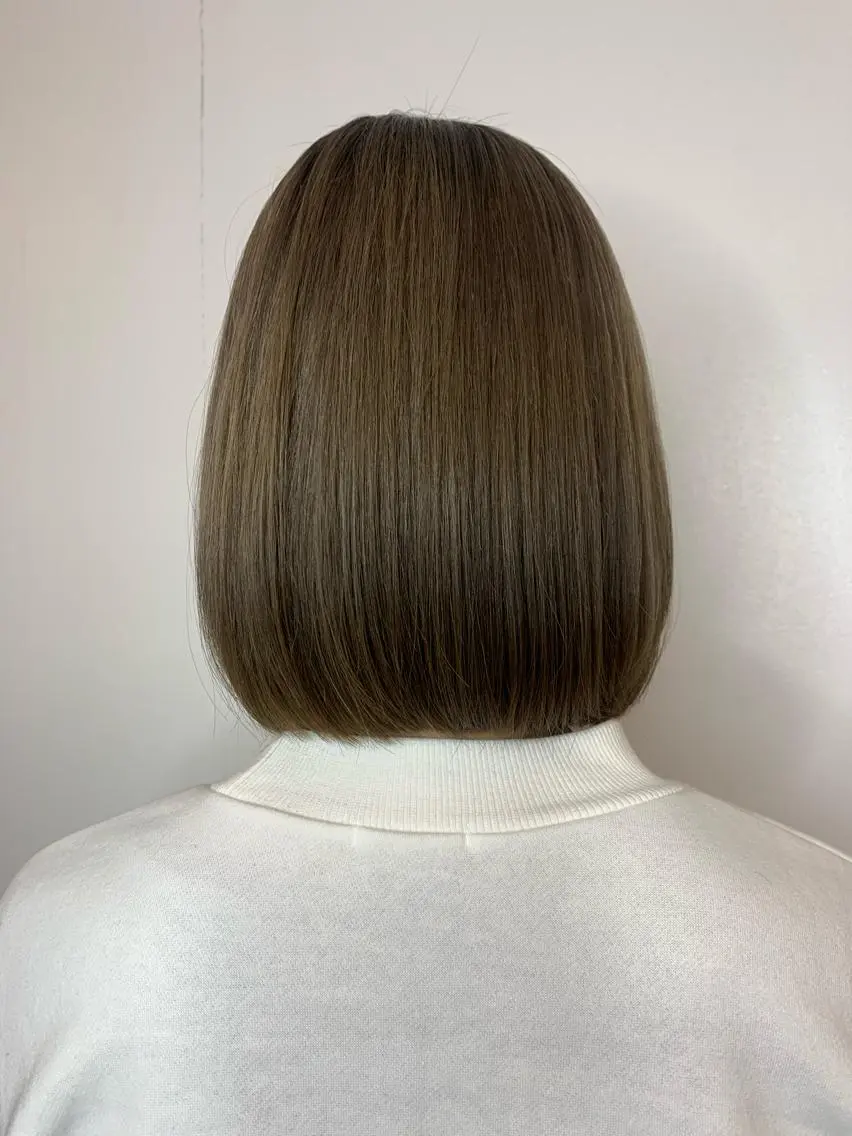 ショート カラー ブリーチ トリートメント トップ スタイリストのヘアスタイル