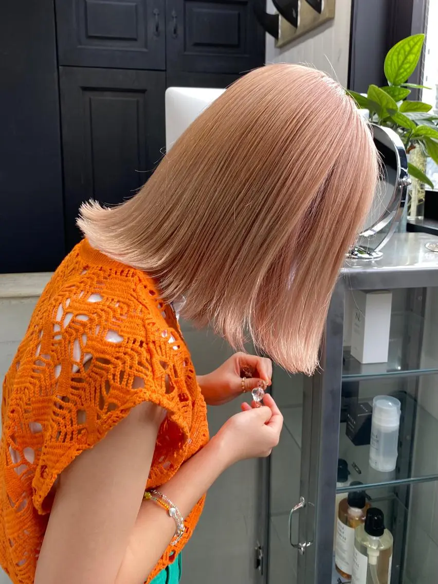 ミディアム カラー ヘアアレンジ ブリーチダブルカラー 元町三宮/三ノ宮のヘアスタイル