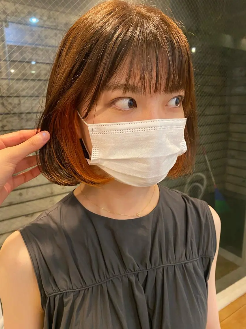 ショート カラー パーマ ヘアアレンジ ブリーチ インナーカラー オレンジ インナーカラー/ KANAのヘアスタイル