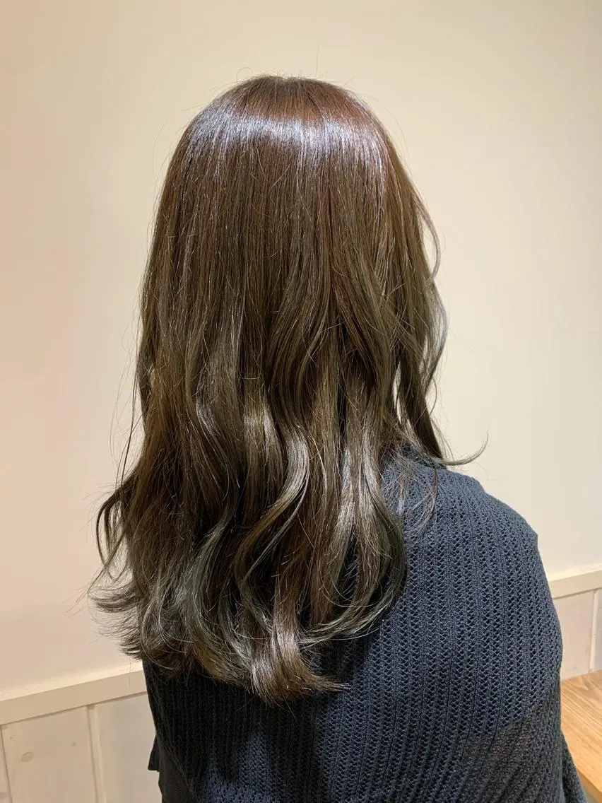 ロング カラー 💖クボ モモ💖のヘアスタイル