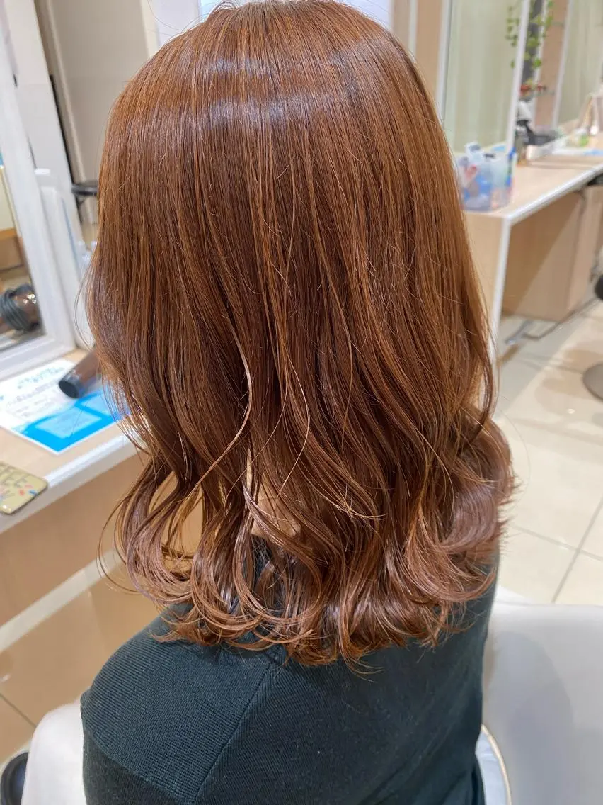 ミディアム カラー オレンジ 🩵波巻き/ツイスパ HARU💎のヘアスタイル