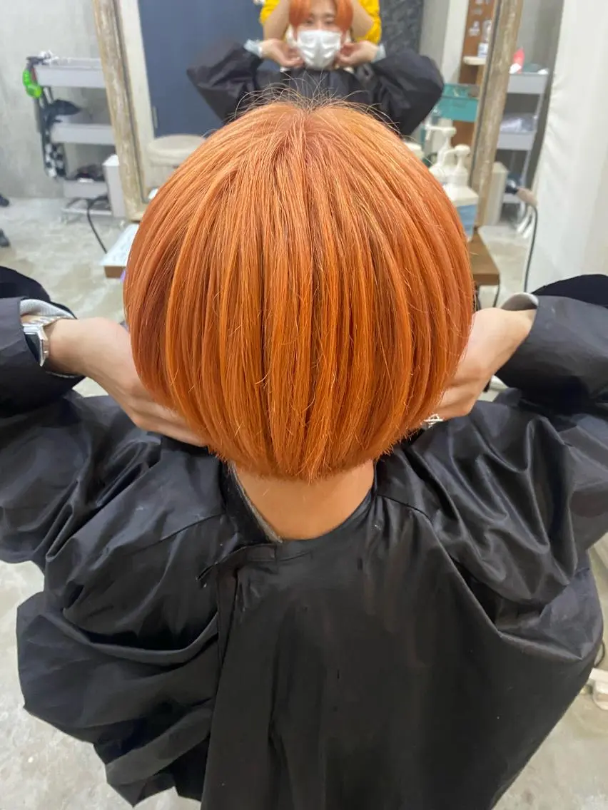カラー メンズ オレンジ ヘアカラー 松木 愛菜のヘアスタイル