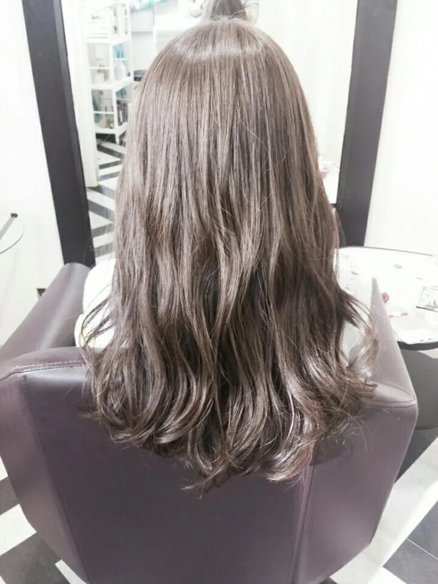 ロング カラー 辻 竜也　のヘアスタイル