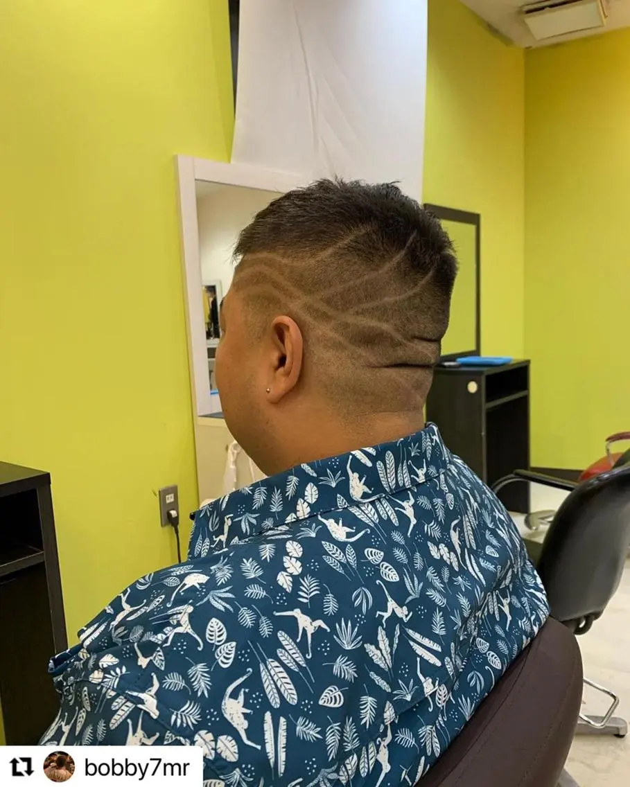ミディアム カラー メンズ ミディアムパーマ フェードカット メンズパーマ 学生(メンズ向け) 学生 🩷Eny terrace🩷のヘアスタイル