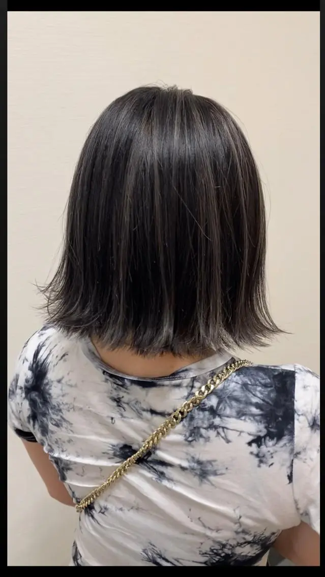 ミディアム 切りっぱなしボブ ボブ くびれヘア 外ハネヘア 🌿レイヤー/ブリー チ/🌿JINのヘアスタイル