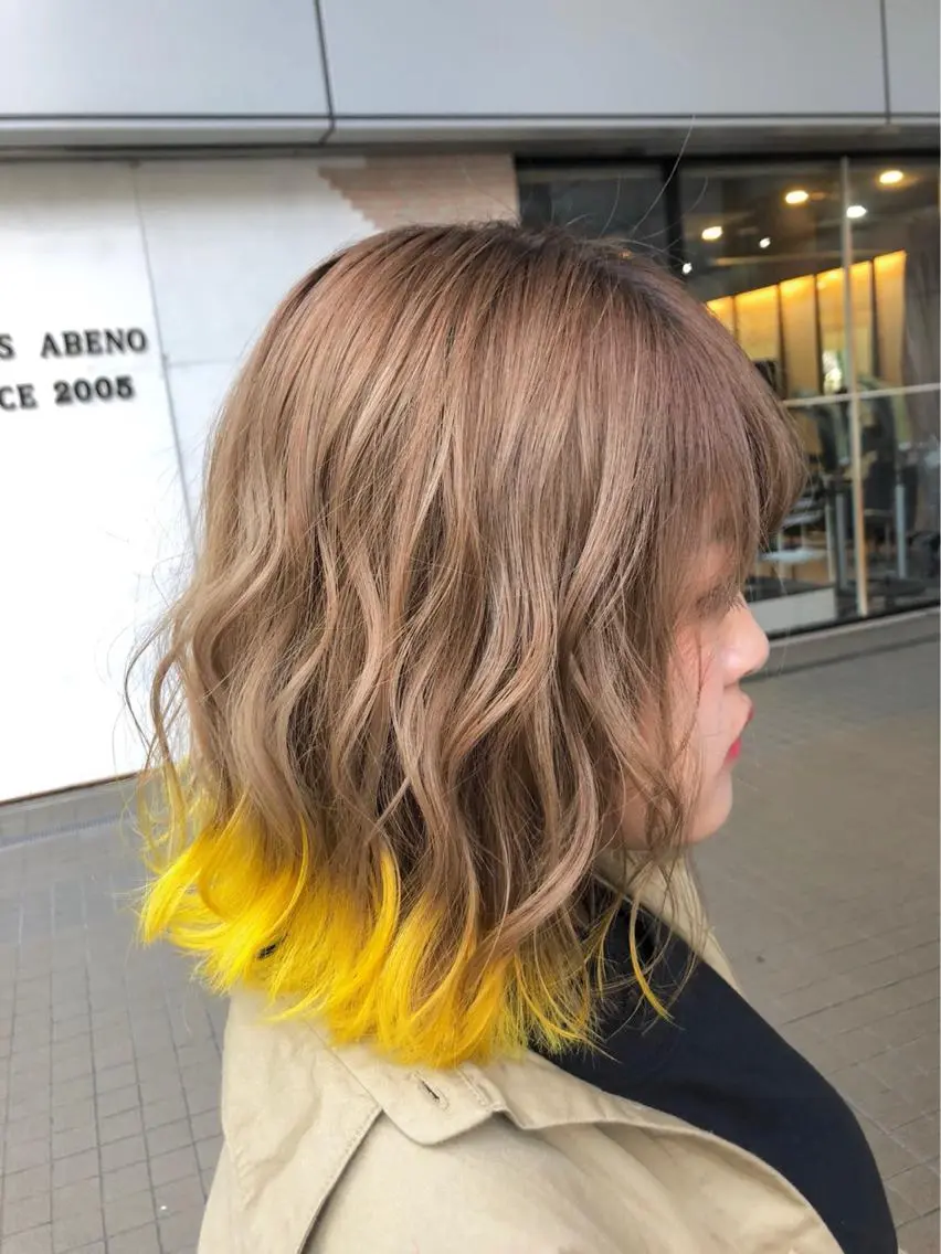 セミロング カラー イエローカラー カット ヘアカラー トリートメント ❣️モードケイズ塚口 和田一将のヘアスタイル