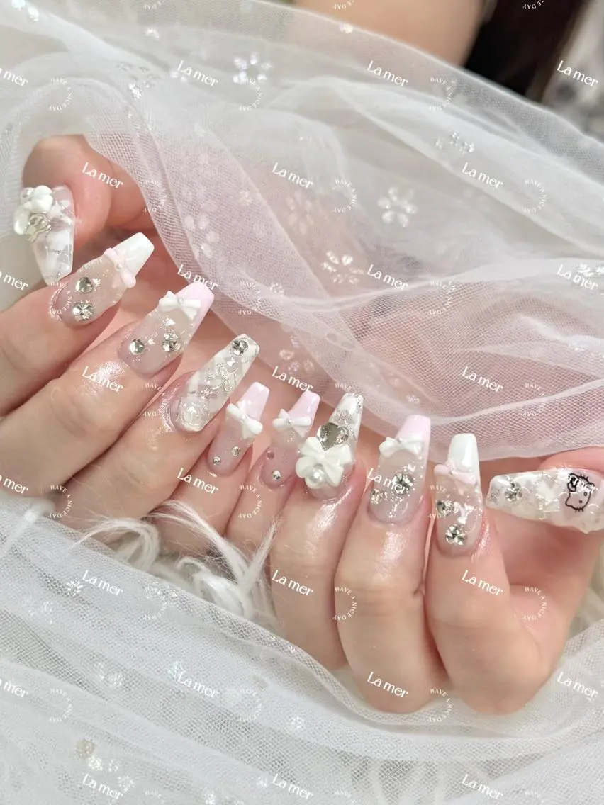 ネイル 🌻 Momoko_のネイルデザイン