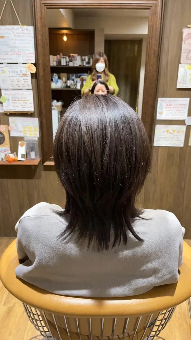 カラー ベージュカラー ブリーチ 透明感カラー 箕面駅徒歩7分カプロ 三好美鈴のヘアスタイル