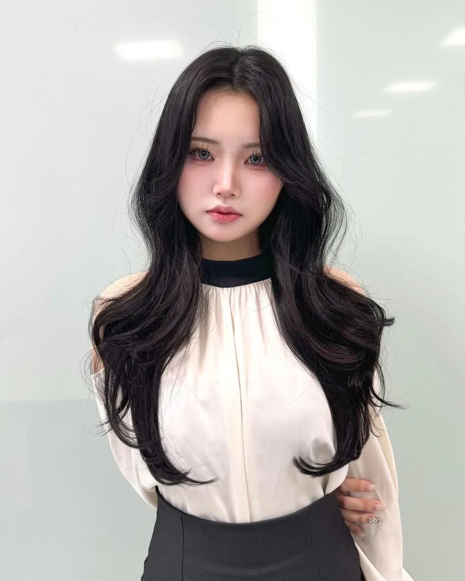 カラー カット ヘアカラー トリートメント ヘアセット 夏の透明感🤍トレ ンドレイヤー🤍銀座のヘアスタイル