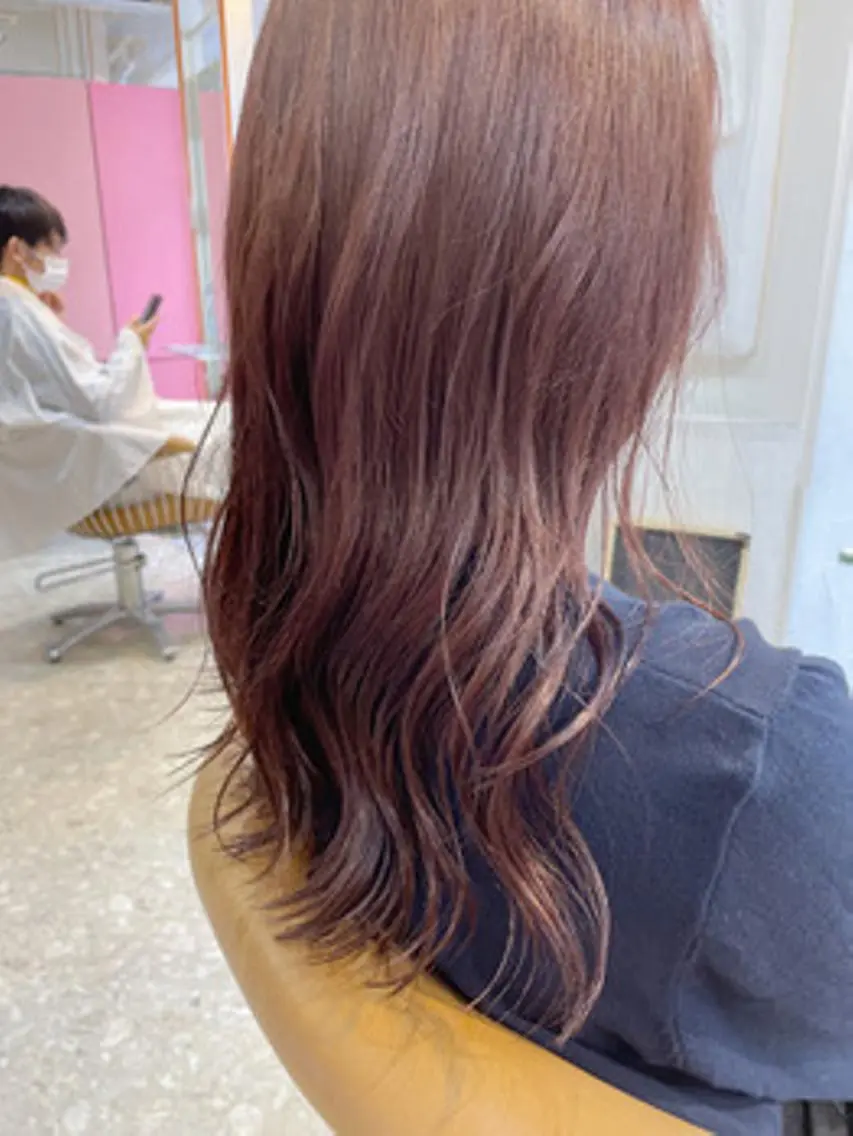 カラー ブリーチなし透明感 カラー｜レイヤーのヘアスタイル