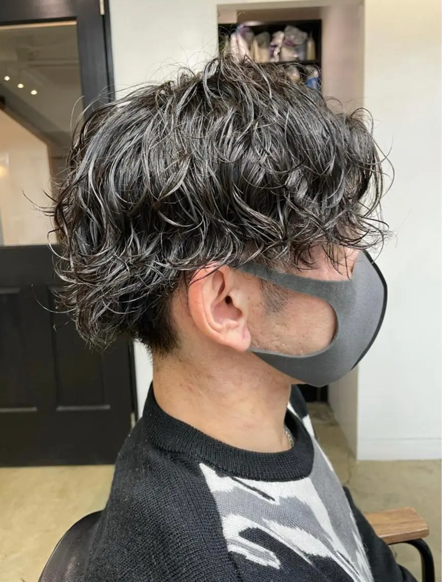 ショート カラー パーマ メンズ 🌈本物の髪質改善 森田涼平のヘアスタイル