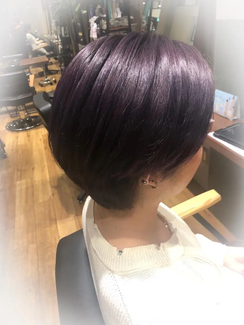 ショート カラー あらい なつみのヘアスタイル