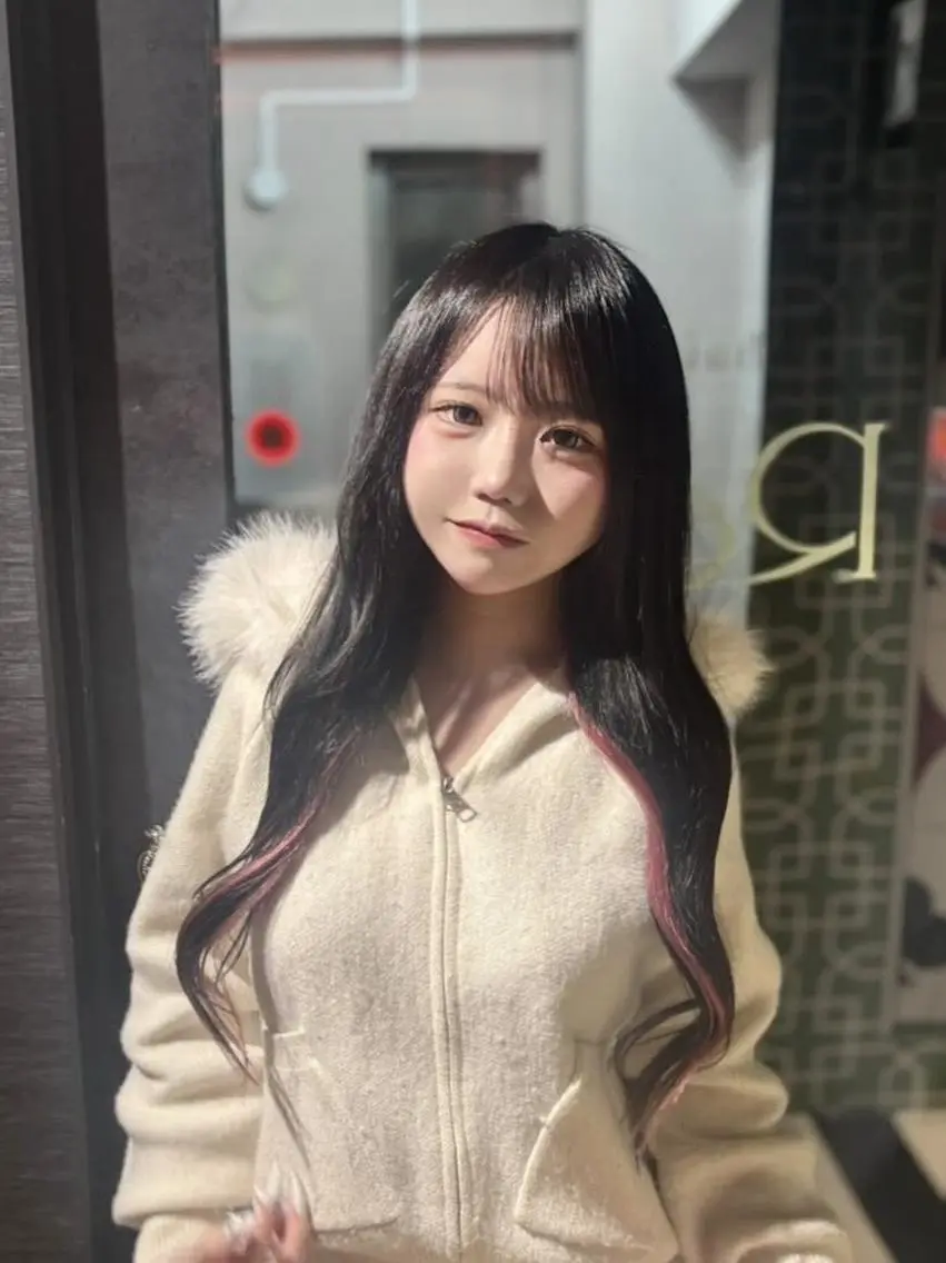 ロング ヘアカラー エクステ Reflet 新宿/プルエクステのヘアスタイル