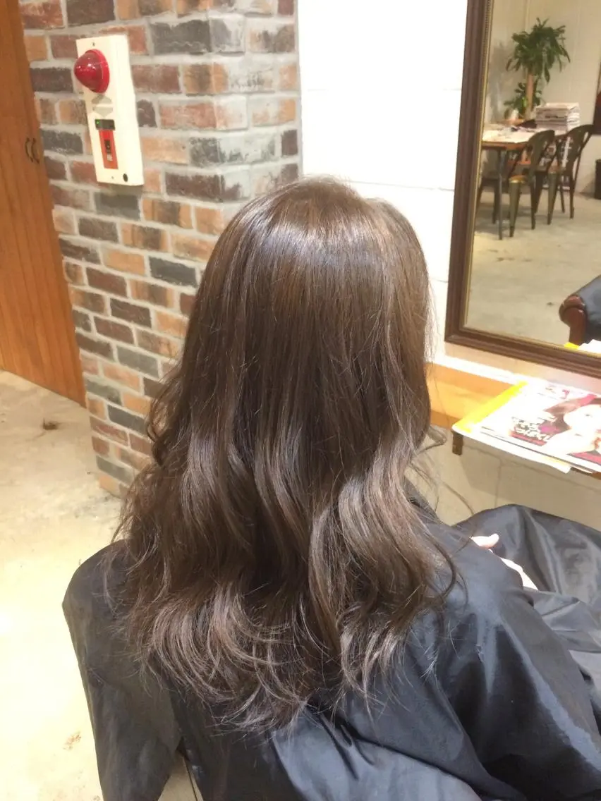 ショート ミディアム セミロング ロング カラー パーマ ヘアアレンジ メンズ メンズブリーチ ブリーチ 透明感カラー グレージュ ブリーチなしカラー Forest. -髪質改善-のヘアスタイル