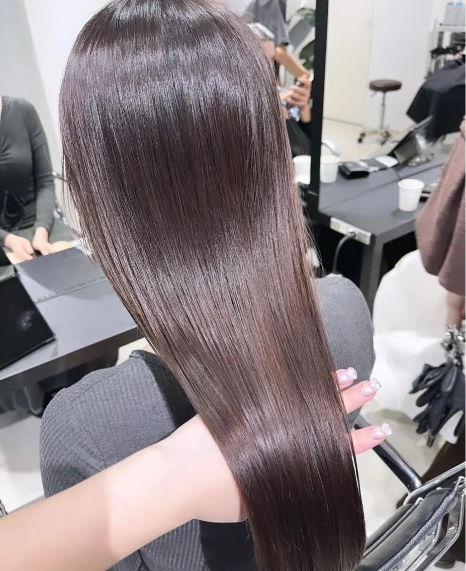 ロング カラー パーマ ヘアアレンジ カット ヘアカラー トリートメント 透明感/オリーブ/ グレージュ/YUKAのヘアスタイル