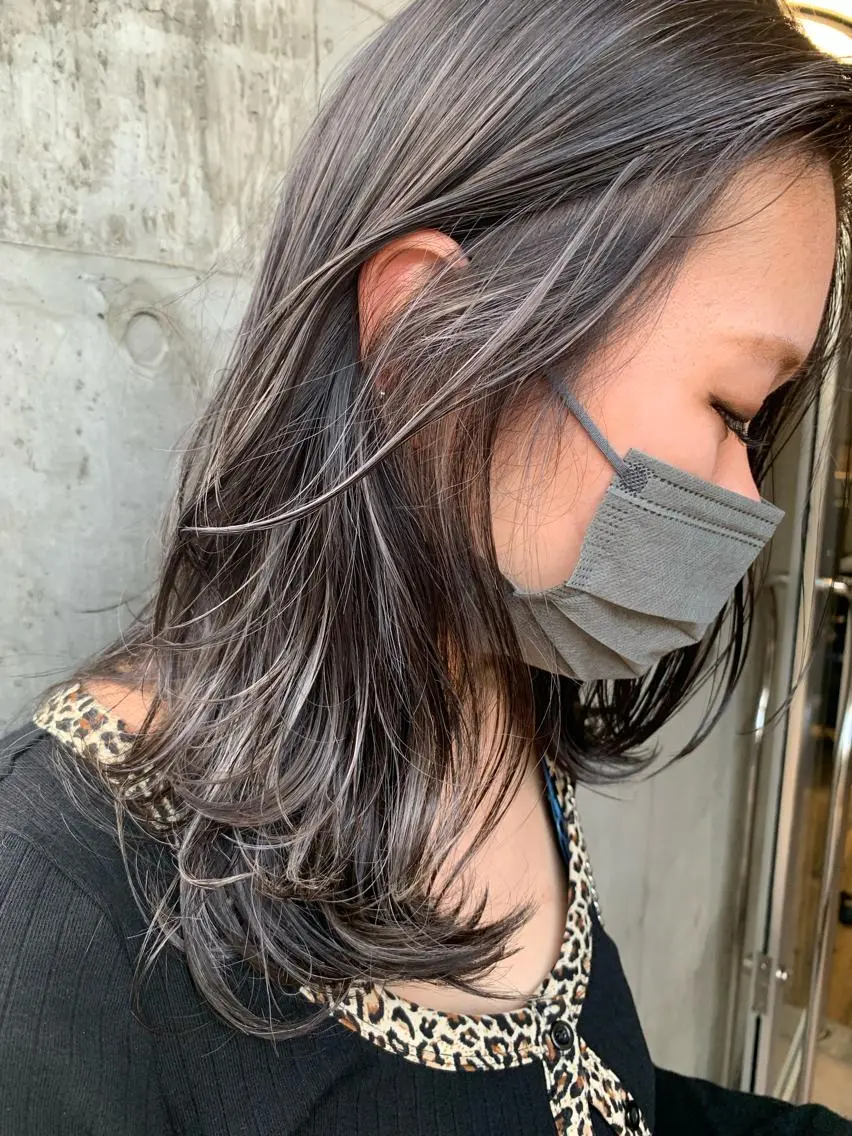 ロング カラー ヘアアレンジ ヘアカラー トリートメント ミルクティーベージュ ブリーチ 店長 清水のヘアスタイル