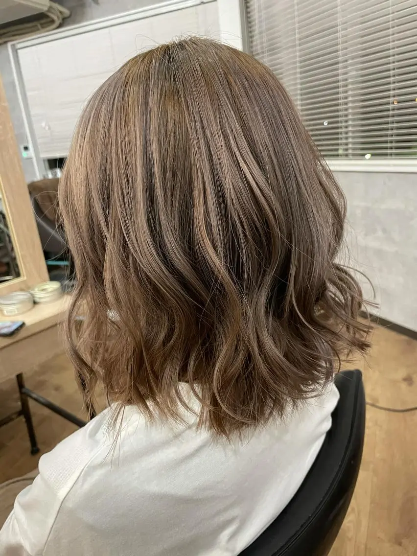ミディアム 大人女性の髪質改善 🫧鷹司郎のヘアスタイル
