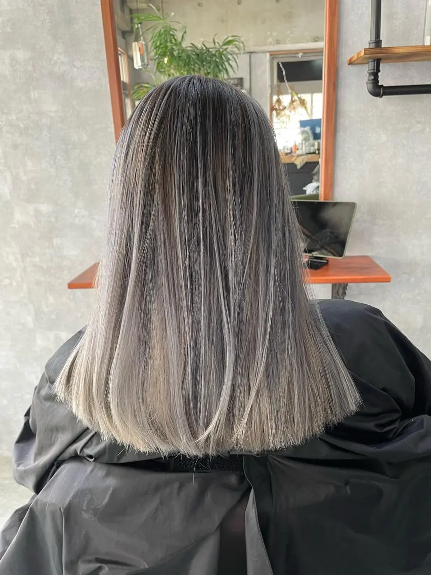 ロング アッシュ 韓国風カラー ボブ ハイライト 韓国風ヘア andKおもろまち店 艶ダブルカラー✨のヘアスタイル