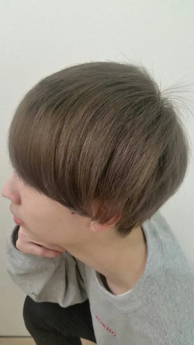 ショート カラー ベージュカラー 【髪質改善美容師】t occa茨木篠原健太のヘアスタイル