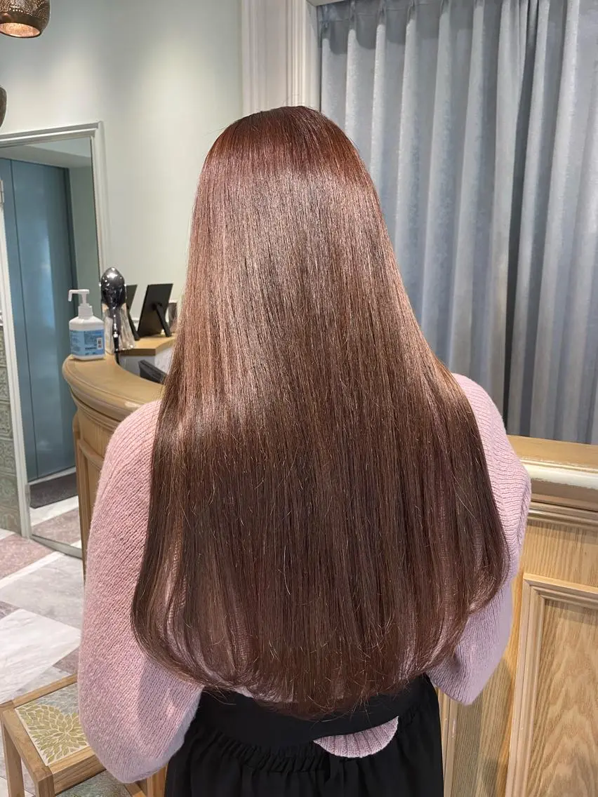 ロング カラー ベージュカラー 黒髪 ブリーチ ブルーカラー ブルーブラック ヘアカラー トリートメント 木屋元一/透明感 /前髪/レイヤーのヘアスタイル