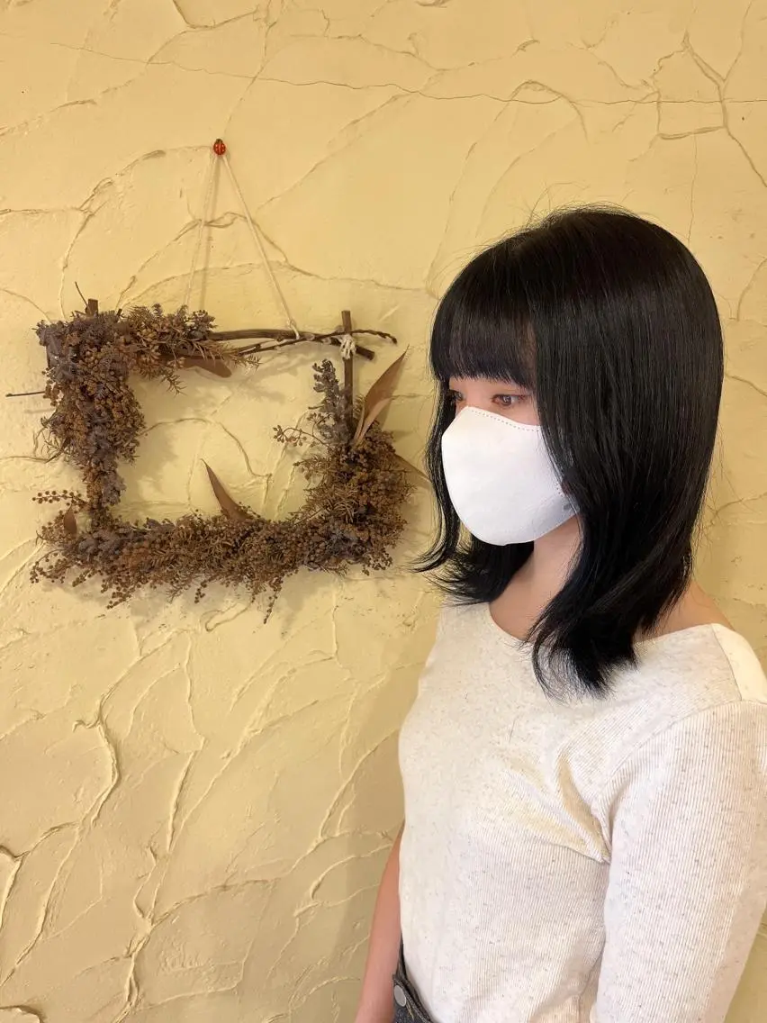 セミロング 韓国風ヘア カット ヘアカラー 柘植 雅大のヘアスタイル
