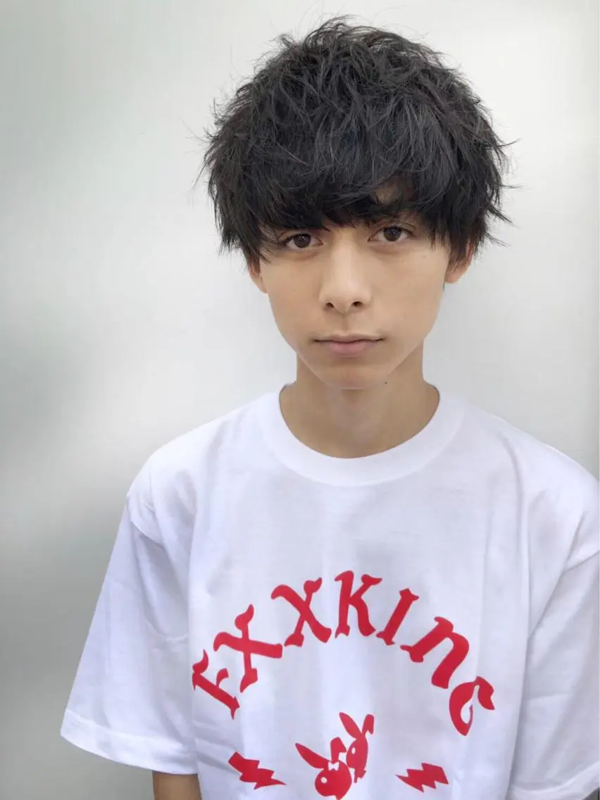 ミディアム カラー パーマ ヘアアレンジ メンズ キッズ メンズ特化美容師 aiの眉毛・アイブロウイメージ